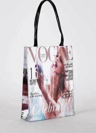 Сумка с принтом журнала vogue