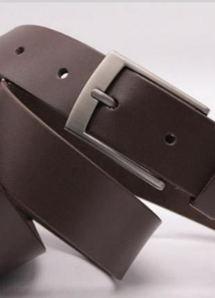 Мужской кожаный ремень пояс