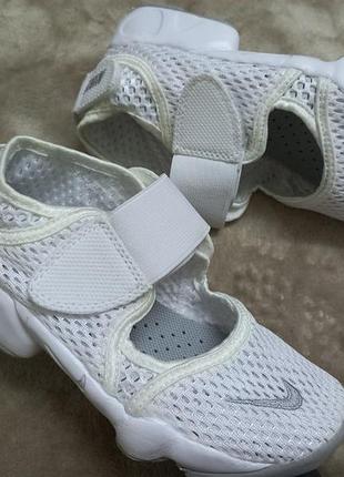 Босоножки сандали фирменные дев.31-30р.nike premium вьетнам