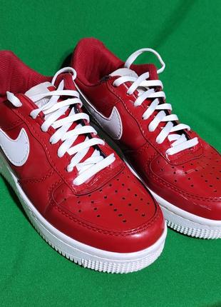 Женские красные кроссовки nike air force 1, размер 37 (стелька 24 см)