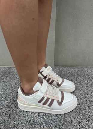 Жіночі кросівки кеди adidas low forum 8410 фото