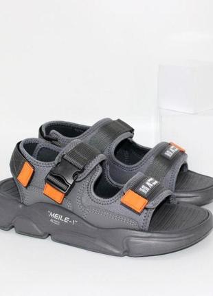 Сірі спортивні босоніжки сандалії на липучках чоловічі