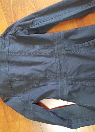 Куртка джинсова.2 фото