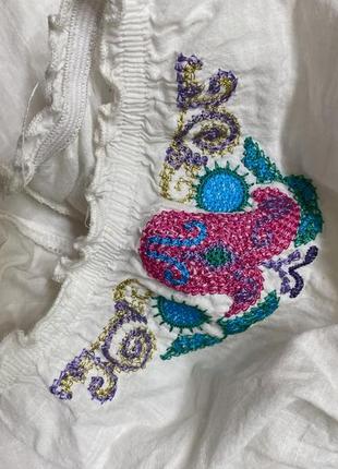 Нежнейшая батистовая блузочка с вышивкой reef xs3 фото