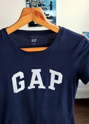 Женская футболка gap2 фото