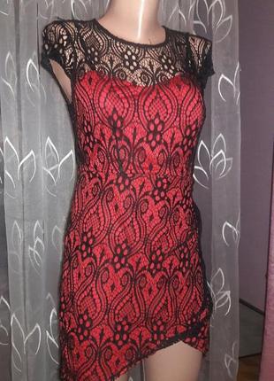 Платье красно черное гипюр молния на спине секси