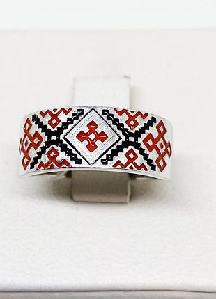 Каблучка срібна з емаллю "вишиванка" 18,5 3,92 г