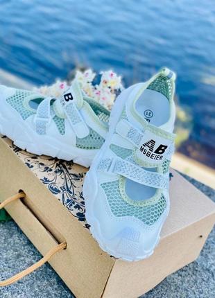 Босоніжки на хлопчика та дівчнку