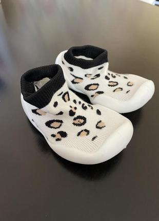 Детские кроссовки