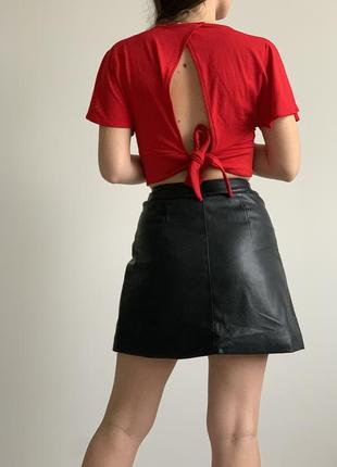 Червоний топ