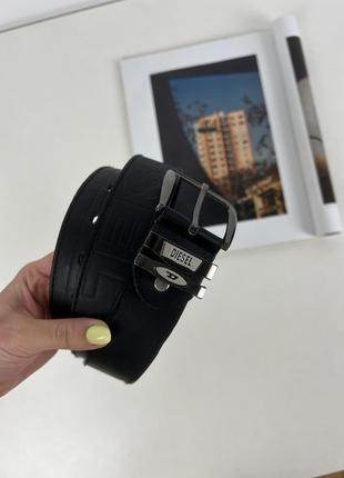 Diesel черный ремень с брендированной пряжкой и монограммным тиснением логотипа1 фото