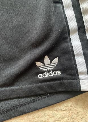 Шорти adidas2 фото