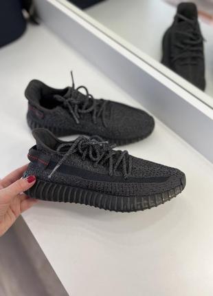 Кросовки унисекс adidas  yeezy