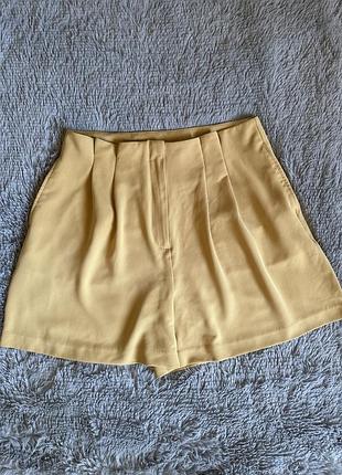 Шорти primark