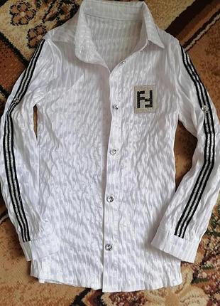 Шкільна рубашка