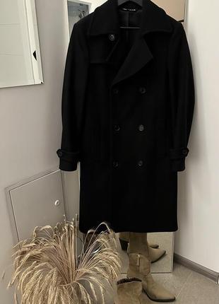 Идеальное плотное пальто от бренда zara