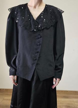 Вінтажна блуза з об'ємним коміром3 фото
