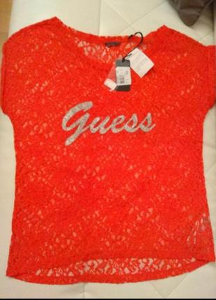 Яркая футболочка от guess, размер xl