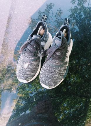 Adidas flyknit nmd hotsell