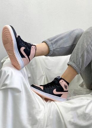 Жіночі кросівки nike air jordan 1 retro mid patent pink toe знижка sale / smb6 фото