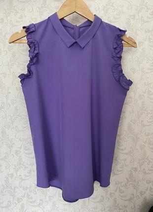 Легка блуза безрукавка з воланами6 фото