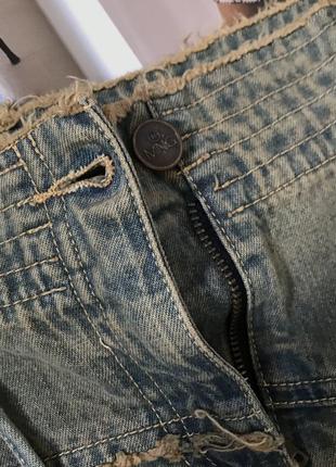 Трендовая джинсовая юбка-мини mango с эффектом состарения6 фото
