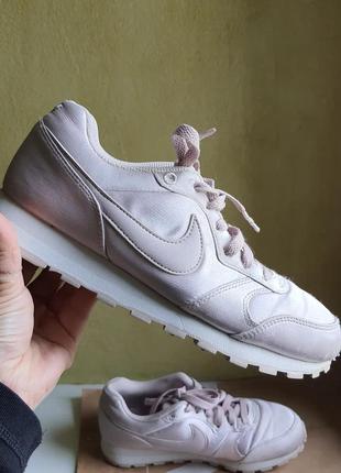 Кроссовки  nike 39 размер