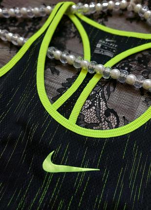 Бюстгальтер спортивна майка nike неонова