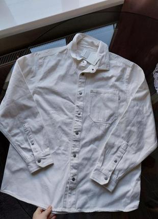 Белая джинсовая куртка рубашка5 фото