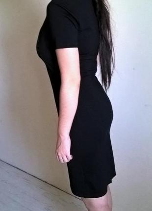 Черное платье р. s