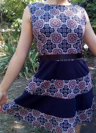 Модне літнє платьеце, для виходу на роботу чи навчання.