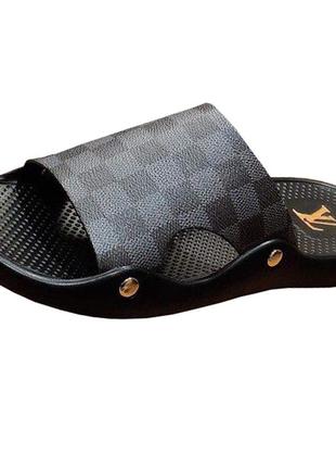 Чоловічі шльопки брендові