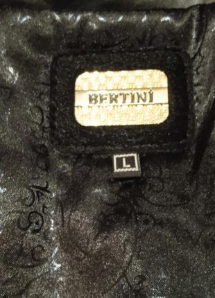 Мутонова шубка з капюшоном + подарунок8 фото