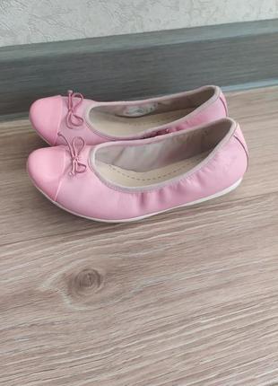 Туфельки шкіряні clarks 32 р.