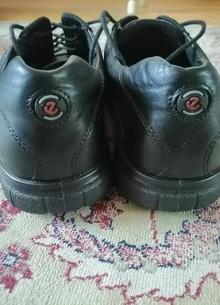 Кеди ecco