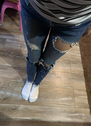 Рваные джинсы скинни с дырками3 фото