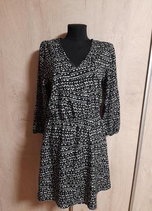 Платье с сердечками