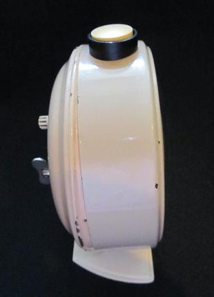 Будильник настольный "янтарь" made in ussr рабочий 3