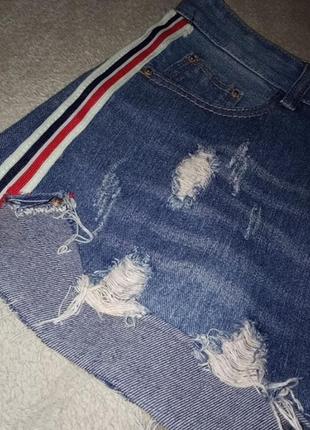 Жіночі джинсові шорти з лампасами2 фото