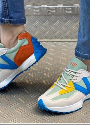 Кроссовки женские bonote!