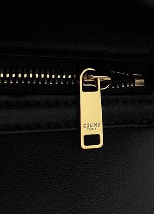 Женская черная сумка celine triomphe medium селин кожа кожаная классика классическая маленький клатч6 фото
