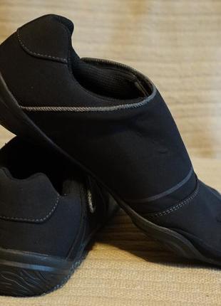 Оригинальные черные фирменные кроссовки freet 4+1 original aparso 45 р1 фото