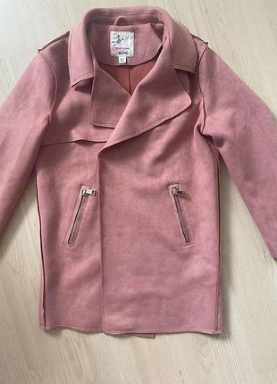 Пиджак из эко замши на 4-6 лет.