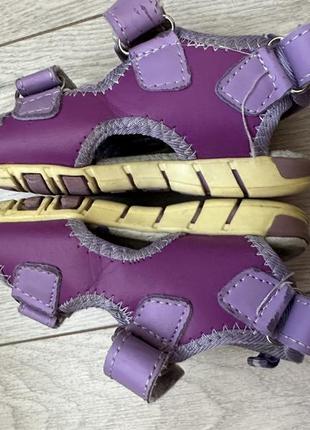 Фиолетовые босоножки 💜детские сандали на липучки6 фото