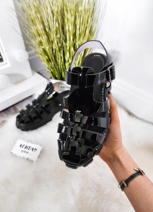 Женские новые черные закрытые босоножки, сандалии, в стиле прада6 фото