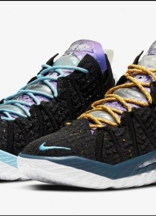 Чоловічі баскетбольні кросівки nike lebron 18