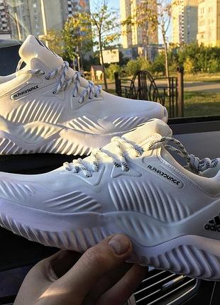 Мужские стильные белые кроссовки adidas адидас