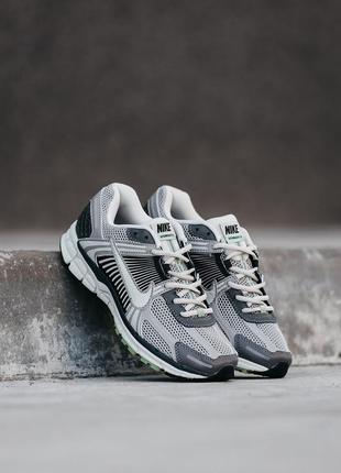 Чоловічі кросівки nike zoom vomero 5 black grey 41