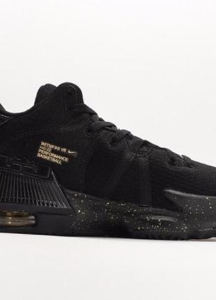 Чоловічі баскетбольні кросівки nike lebron witness vll black/gold5 фото