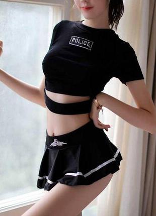 Ролевой костюм полицейской3 фото